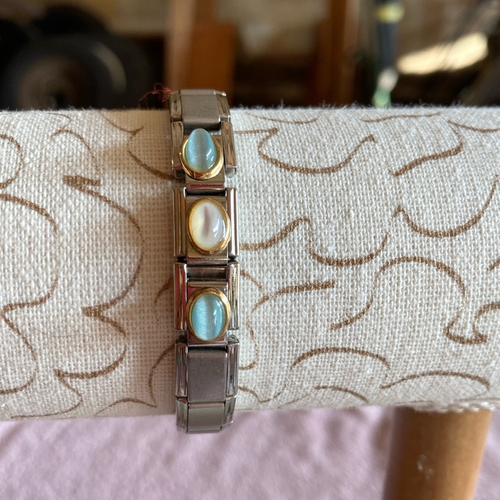Genuine Zoppini Stretch Bracelet Gold Opaque Blue and off White Cabachons